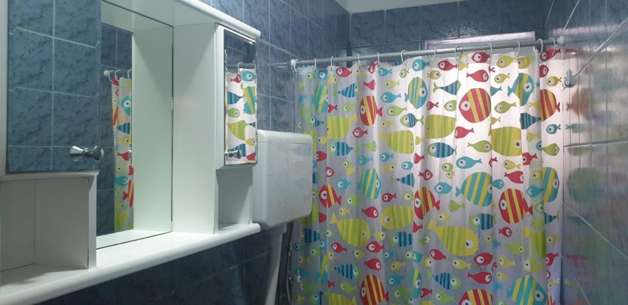 Apartments Kore Vir Εξωτερικό φωτογραφία