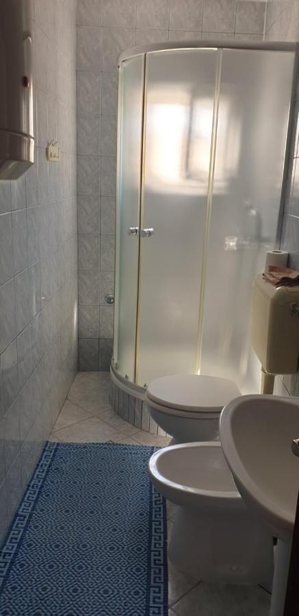 Apartments Kore Vir Εξωτερικό φωτογραφία